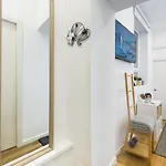 Guestready - Bella's Downtown